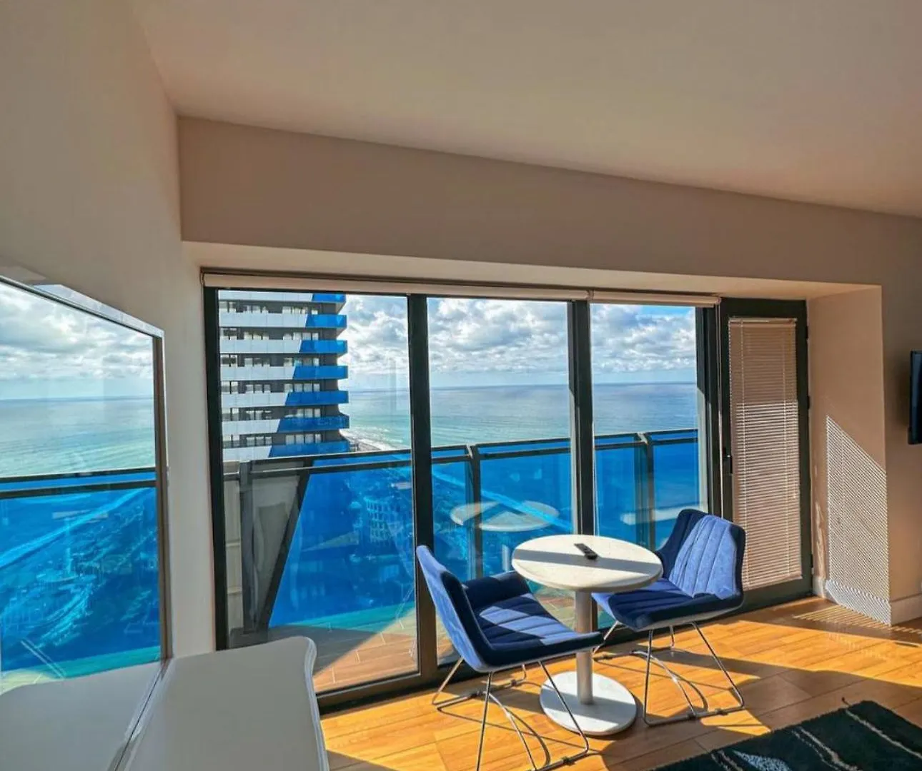 Comfortable Sea View Aparthotel In Orbi City Batumi