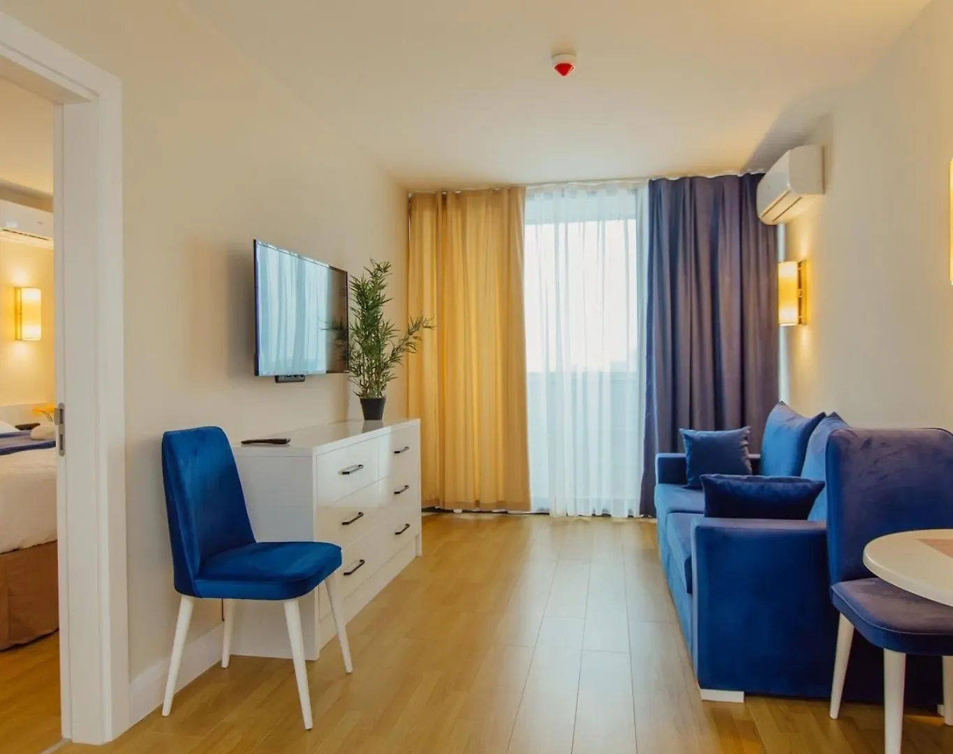 Comfortable Sea View Aparthotel In Orbi City Batumi