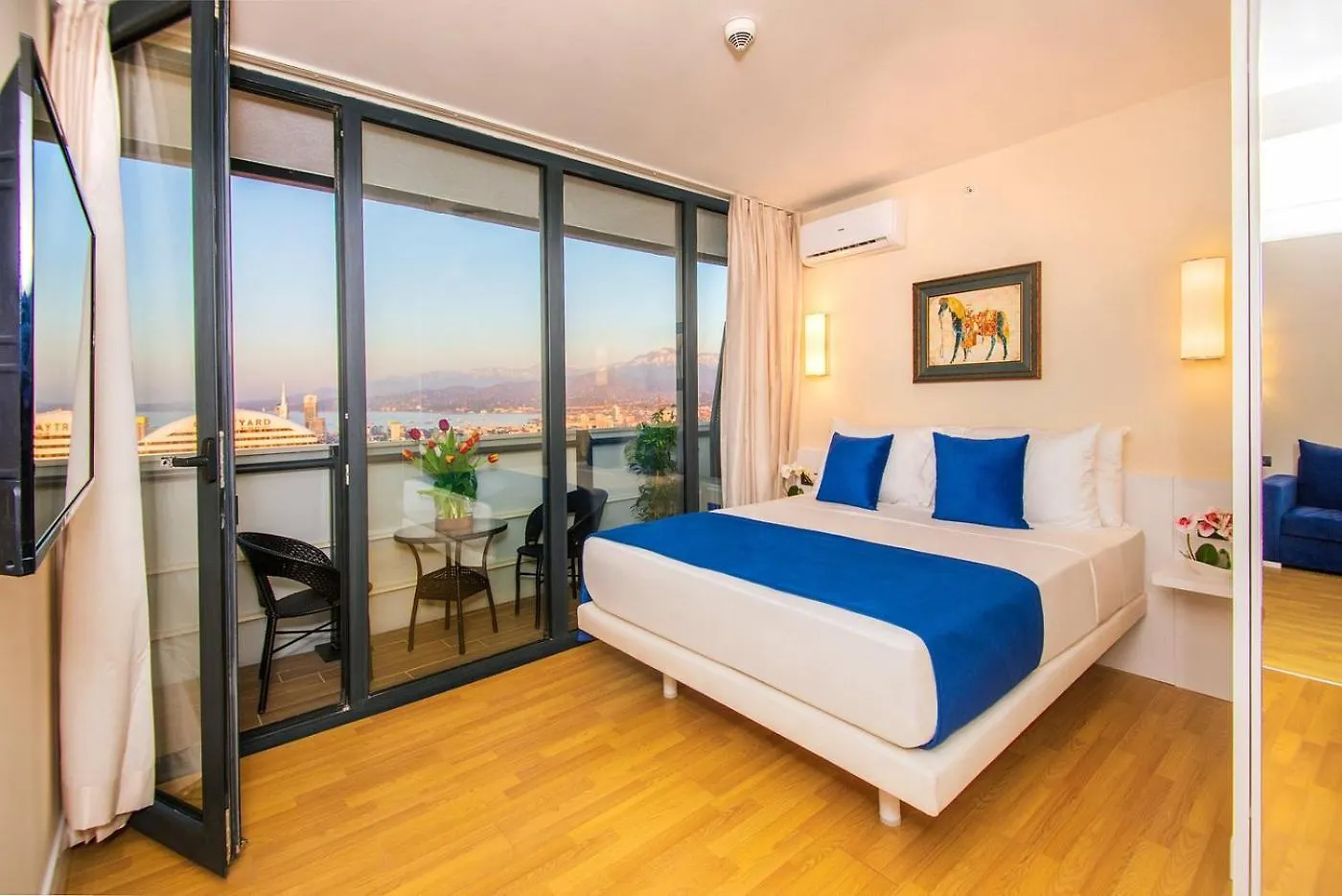 Comfortable Sea View Aparthotel In Orbi City Batumi